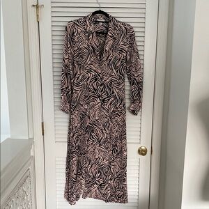 Topshop Black Pink Sheath Dress with Notched Collar